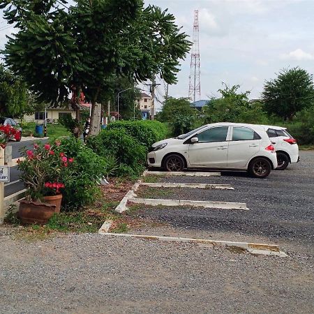 Ban Lam Phak Kutโสดาอพาร์ทเม้นท์​公寓 外观 照片